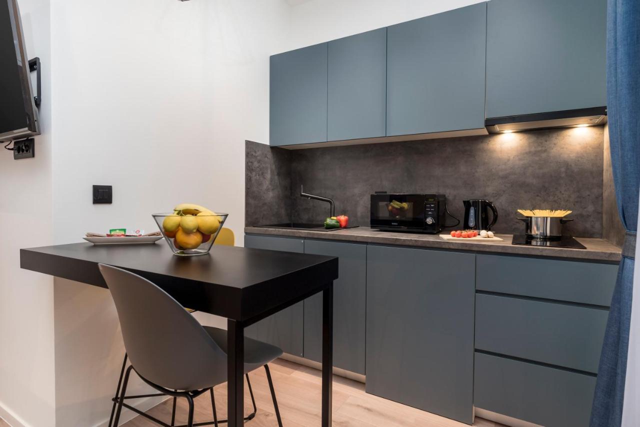 Deluxe Apartments "In The Center" Рийека Екстериор снимка