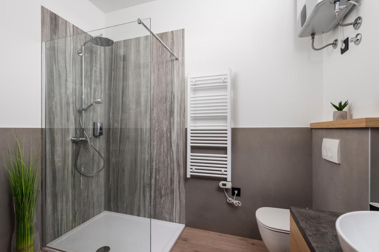 Deluxe Apartments "In The Center" Рийека Екстериор снимка