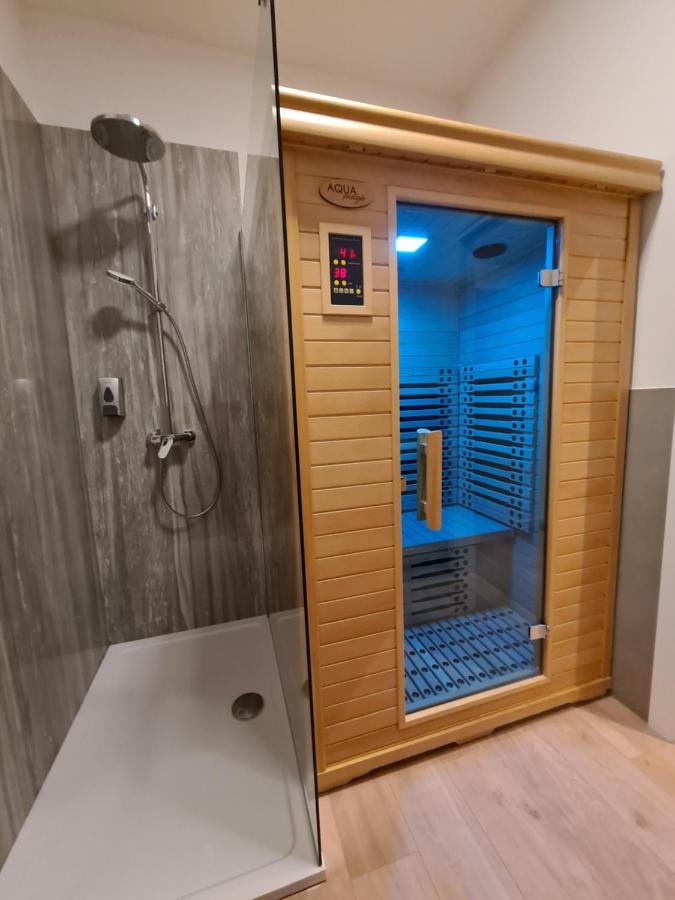 Deluxe Apartments "In The Center" Рийека Екстериор снимка